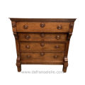 een antieke eikenhouten Hollandse commode, ladenkast