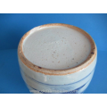 Chinese blue and white porcelain jar