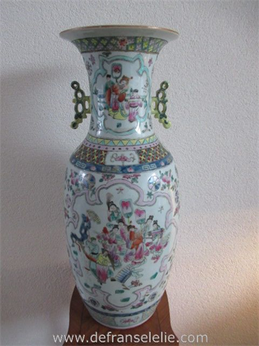 a large Chinese famille rose porcelain vase