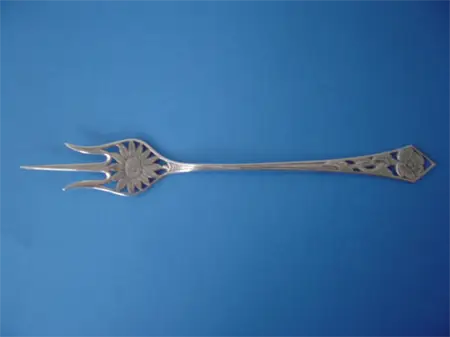 a vintage Dutch silver cake fork